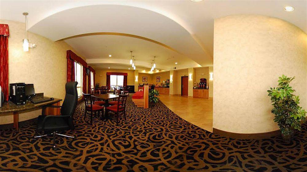 Comfort Suites Wenatchee Gateway Экстерьер фото