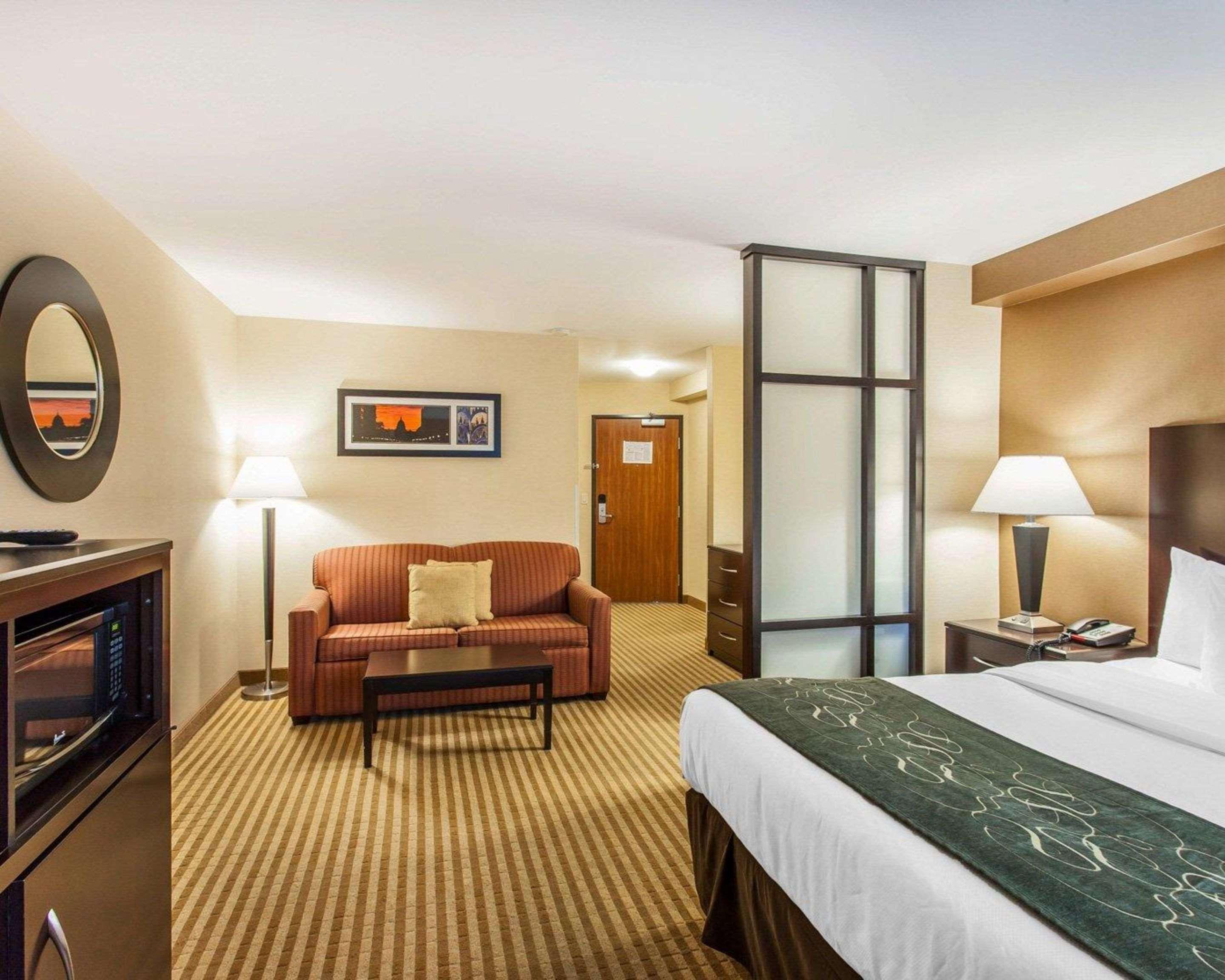 Comfort Suites Wenatchee Gateway Экстерьер фото