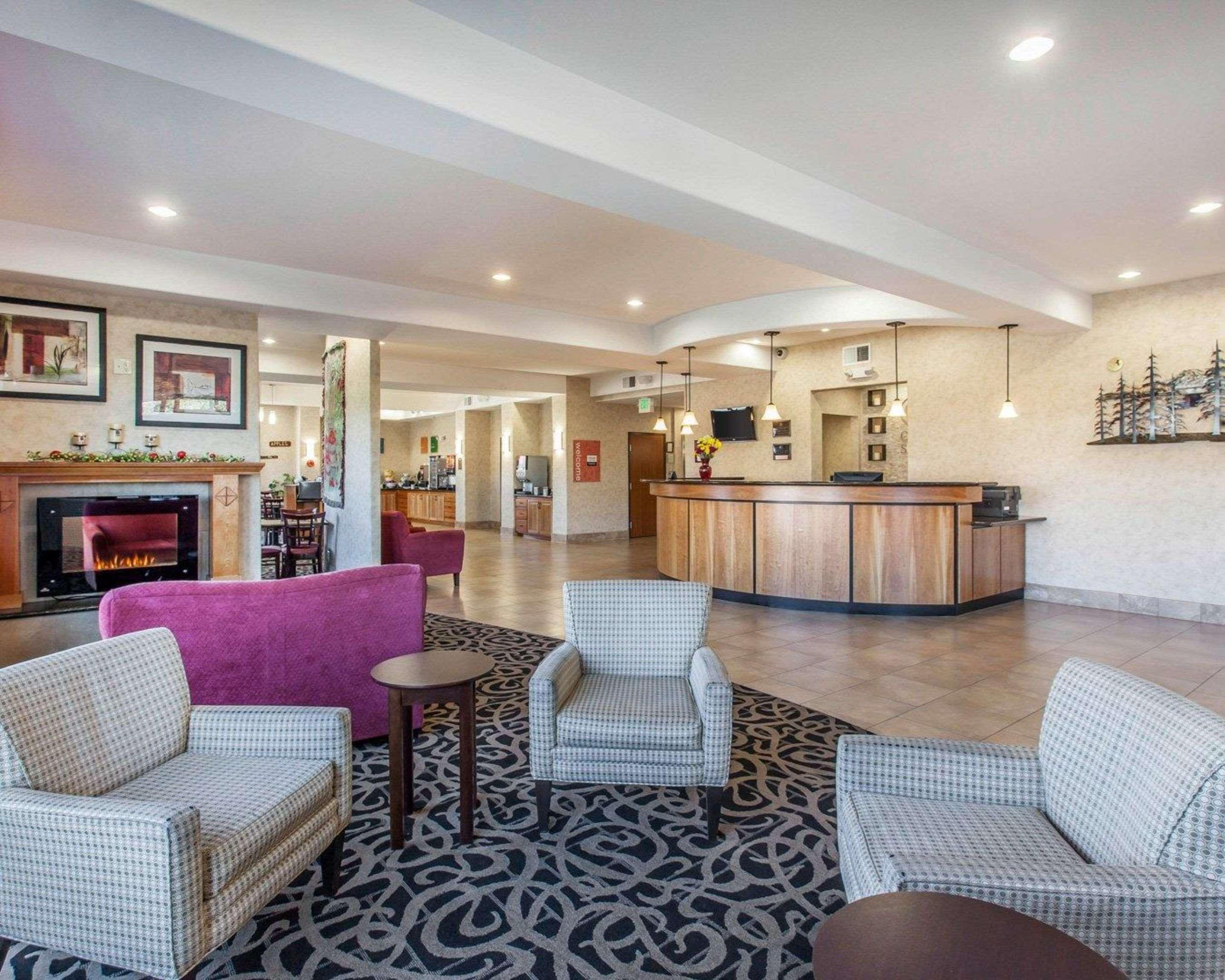 Comfort Suites Wenatchee Gateway Экстерьер фото