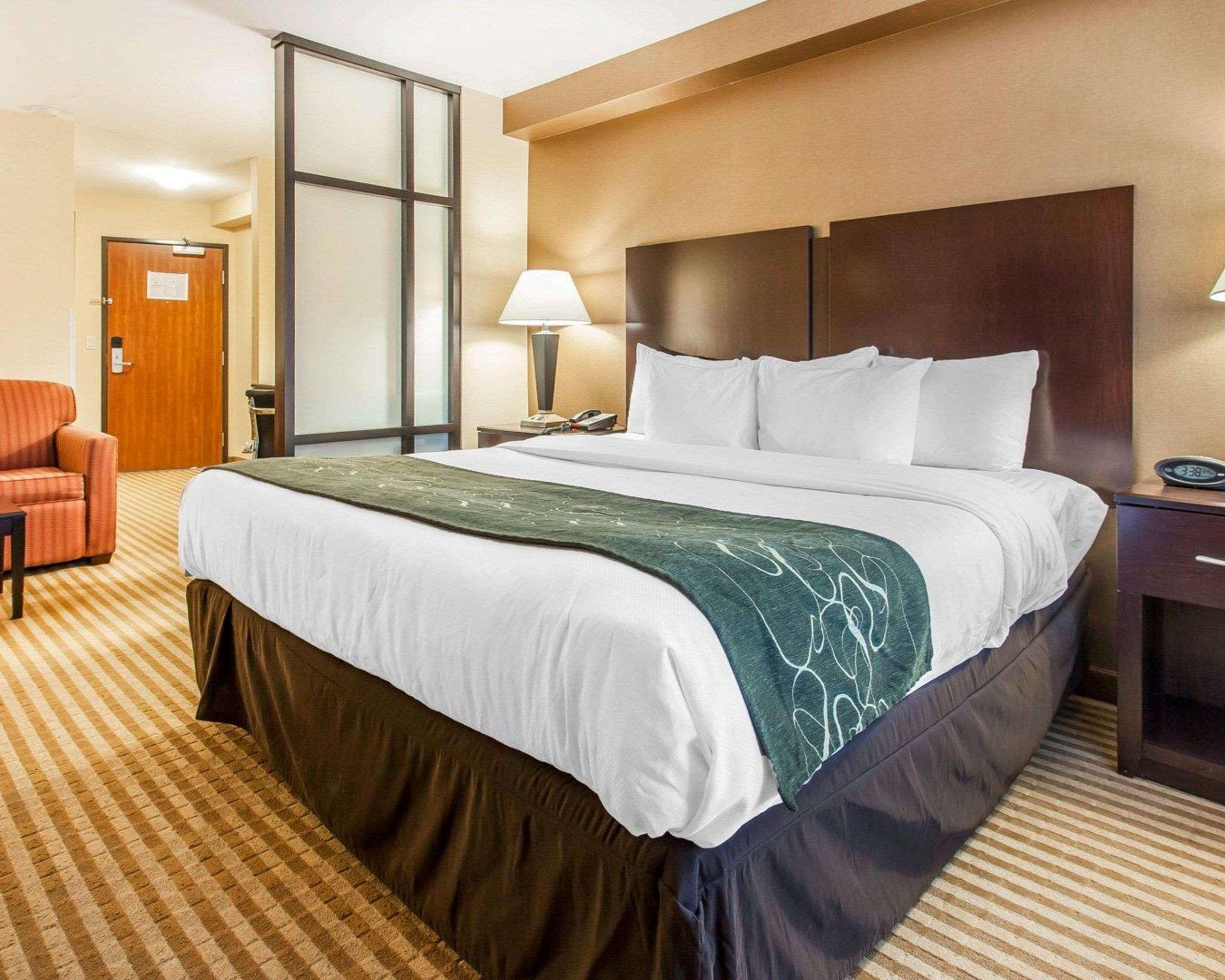 Comfort Suites Wenatchee Gateway Экстерьер фото
