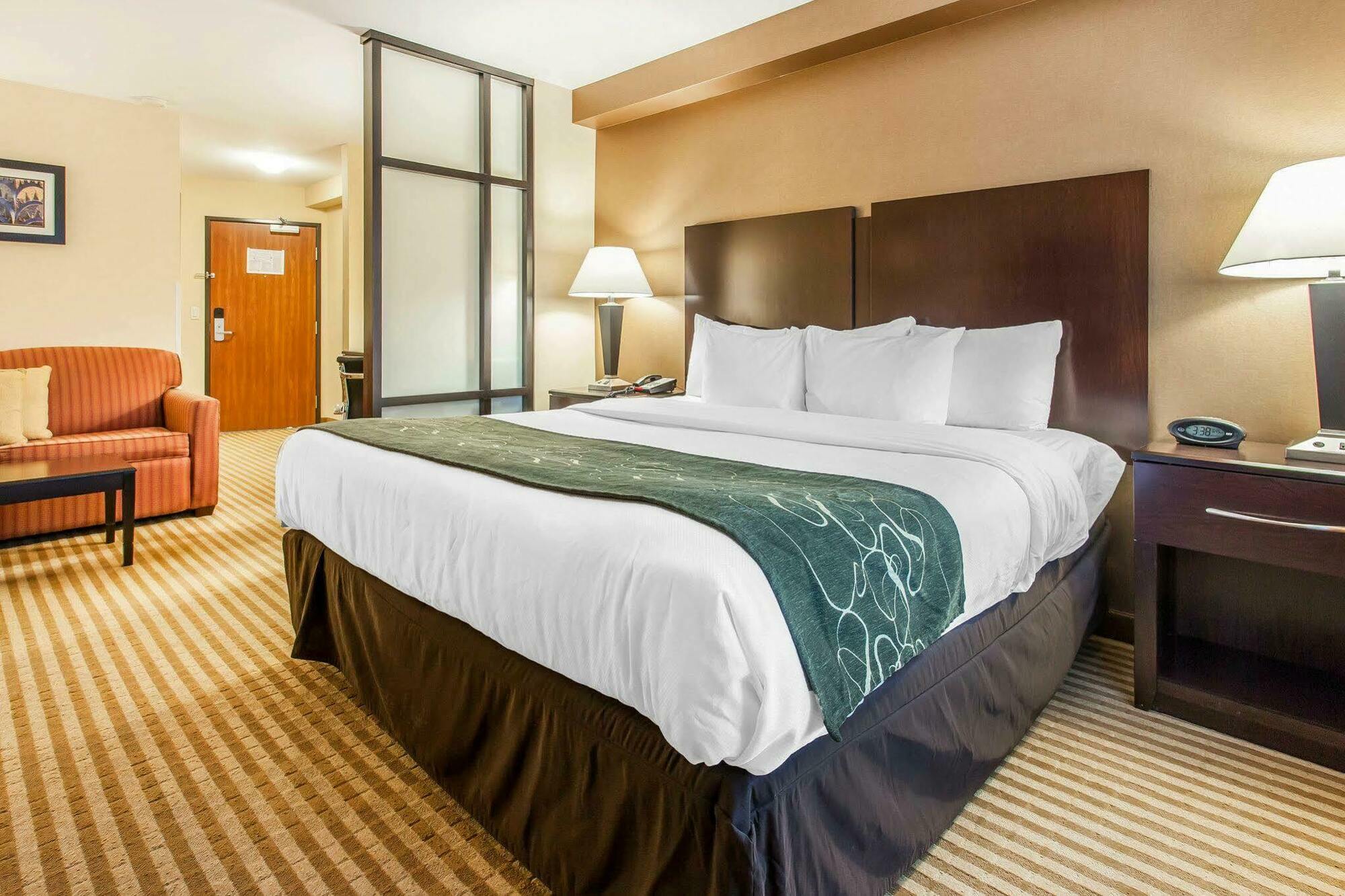 Comfort Suites Wenatchee Gateway Экстерьер фото